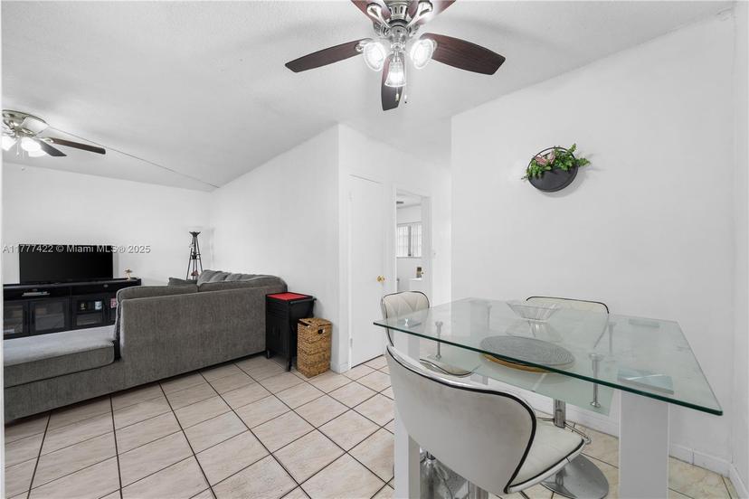 Picture of 16900 NE 14Th Ave # 109, Miami FL 33162