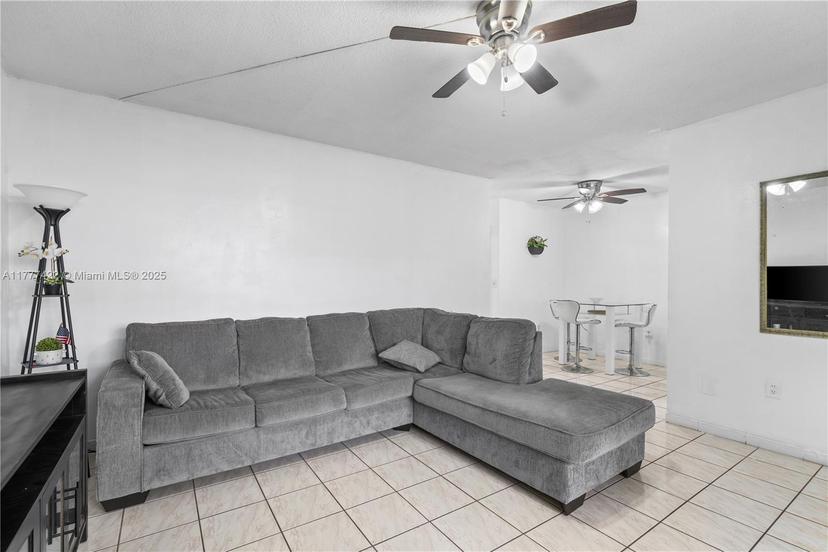 Picture of 16900 NE 14Th Ave # 109, Miami FL 33162