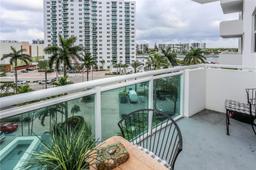 Picture of 3001 S Ocean Dr # 539, Hollywood, FL 33019