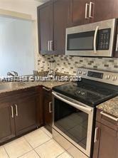 Picture of 870 NE 207Th Ter # 9, Miami FL 33179