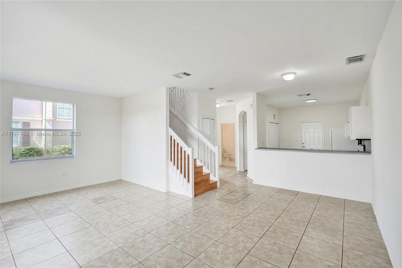 Picture of 15270 SW 91St Ln # 0, Miami FL 33196