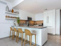 Picture of 68 SE 6Th St # 2304, Miami, FL 33131