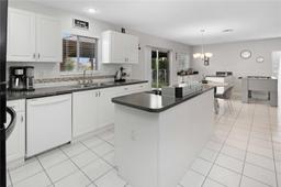 Picture of 19386 NW 13Th St, Pembroke Pines, FL 33029