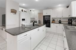 Picture of 19386 NW 13Th St, Pembroke Pines, FL 33029