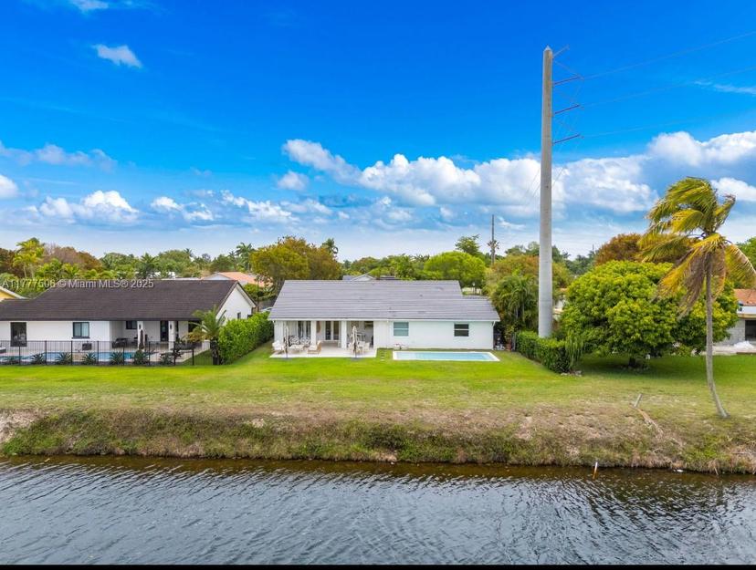 Picture of 8430 SW 83Rd St, Miami FL 33143