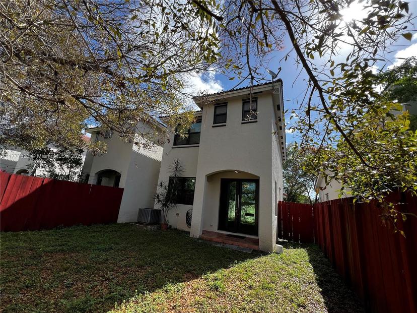 Picture of 3730 SW 69Th Ave # 3730, Miami FL 33155