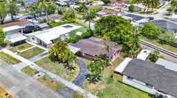 Picture of 1635 SW 71St Pl, Miami, FL 33155