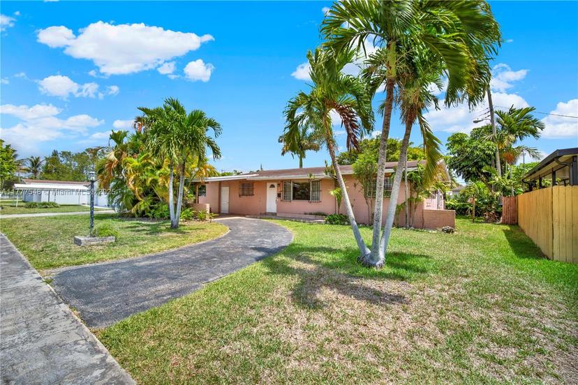 Picture of 1635 SW 71St Pl, Miami FL 33155