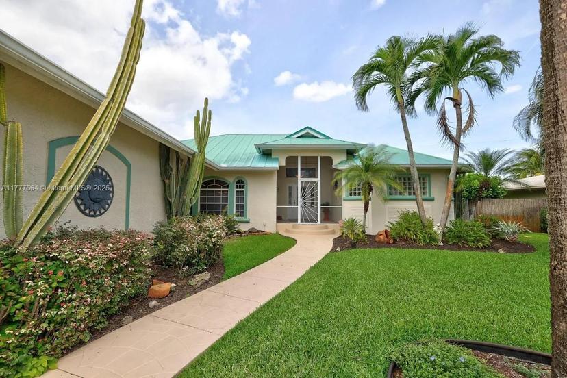 Picture of 516 SW South Carolina Dr, Stuart FL 34994