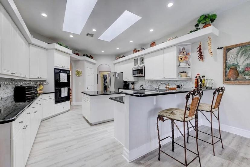 Picture of 516 SW South Carolina Dr, Stuart FL 34994