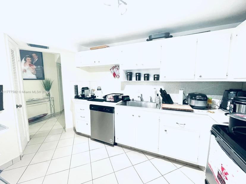 Picture of 1701 NE 191St St # A416, Miami FL 33179
