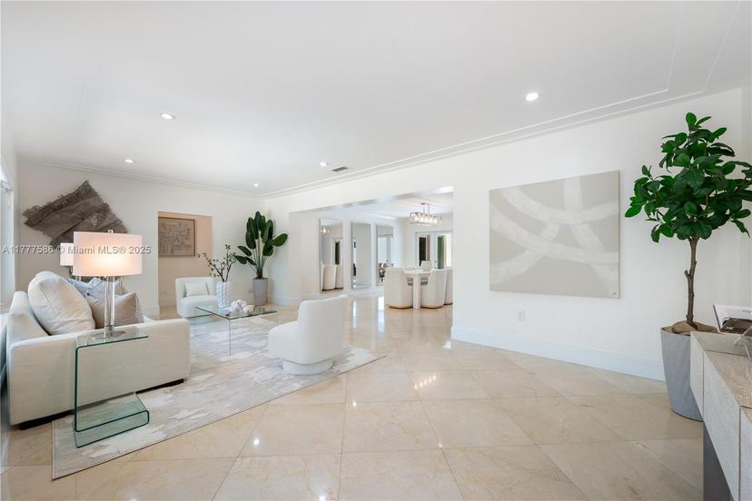 Picture of 670 NE 53Rd St, Miami FL 33137