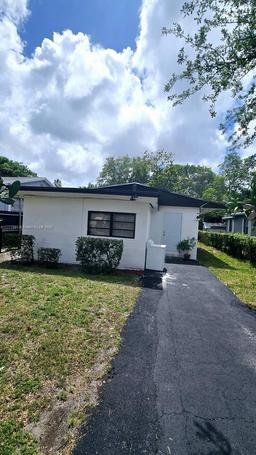 Picture of 3046 NW 59Th St, Miami, FL 33142