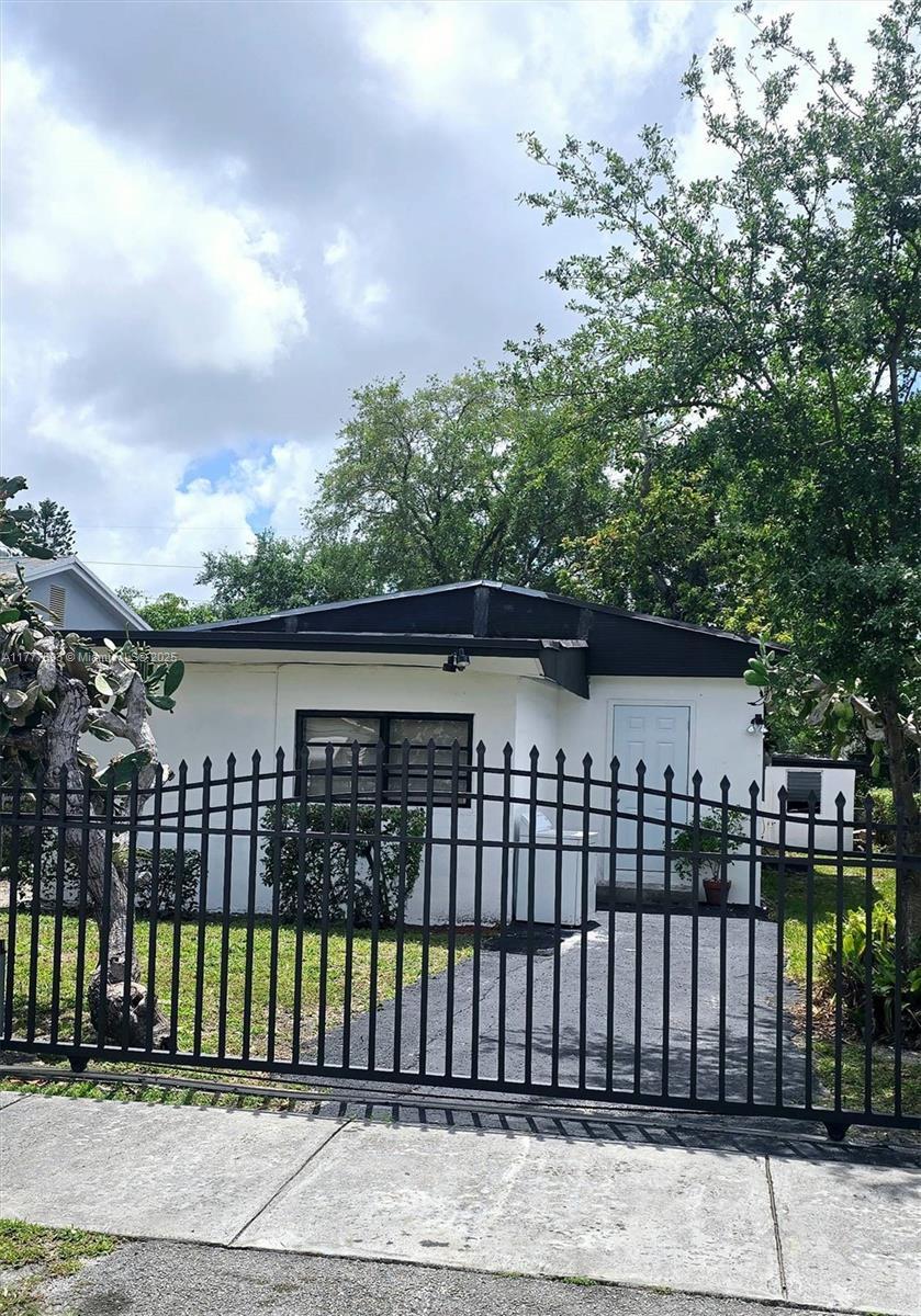 Picture of 3046 NW 59Th St, Miami, FL 33142