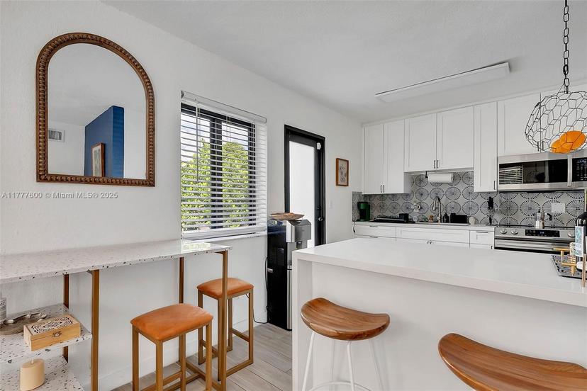 Picture of 595 NW 101St St, Miami FL 33150