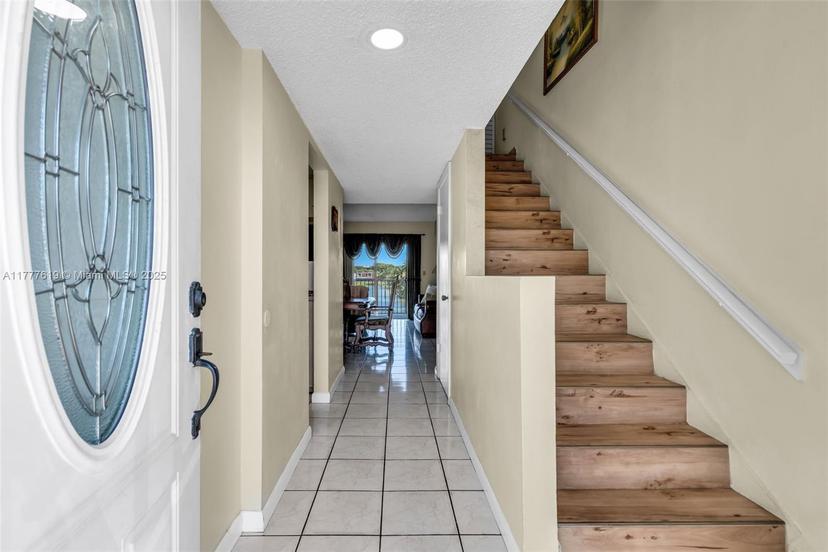 Picture of 300 NW 107Th Ave # 201, Miami FL 33172