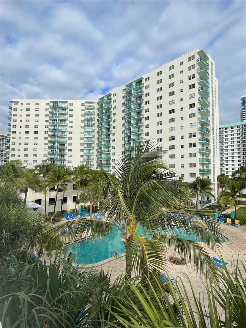 Picture of 3901 S Ocean Dr # 3K, Hollywood FL 33019