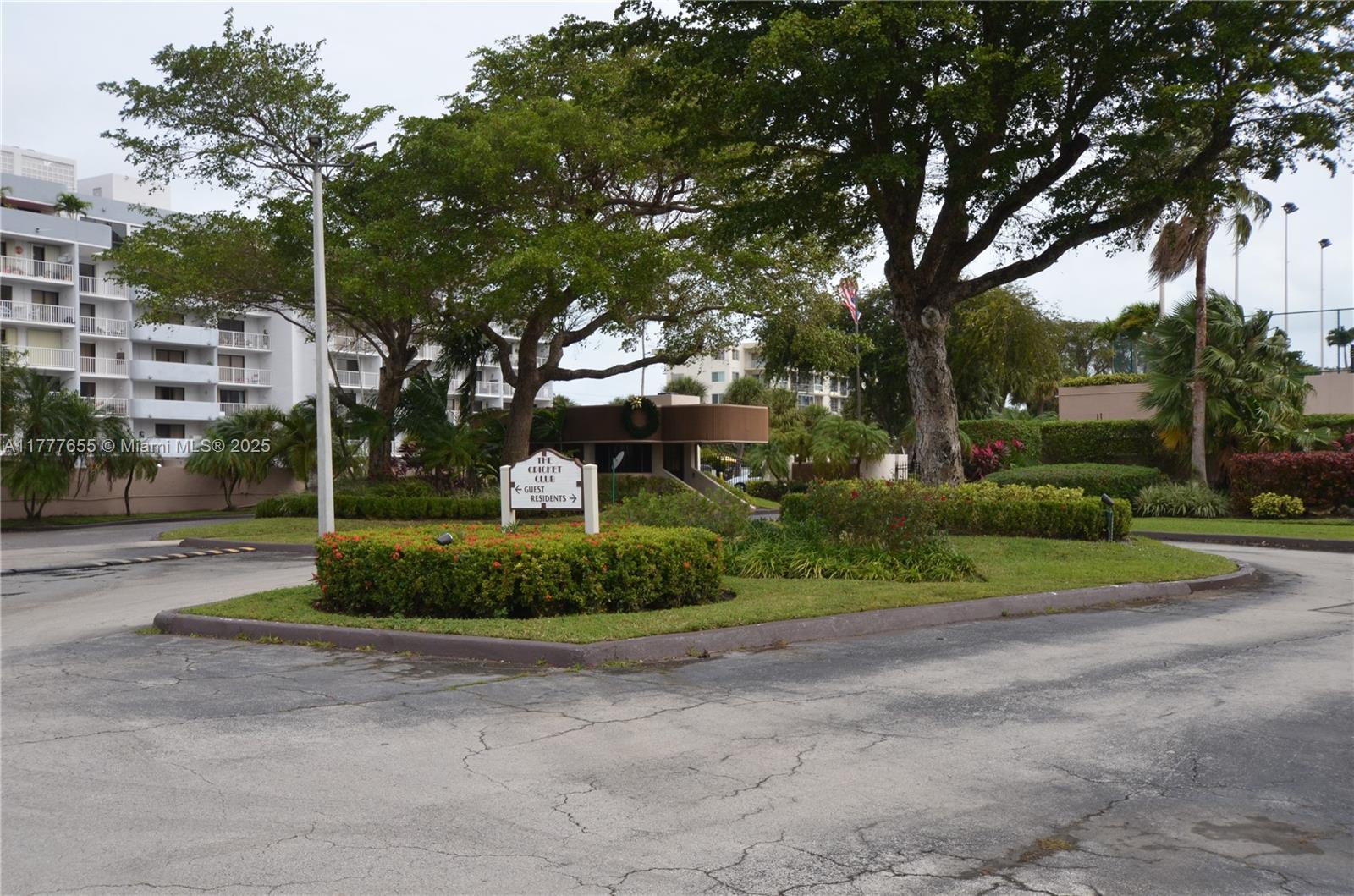 Picture of 1800 NE 114Th St # 1903, Miami, FL 33181