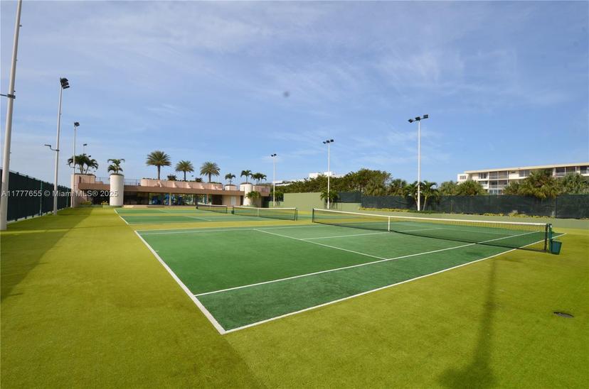 Picture of 1800 NE 114Th St # 1903, Miami FL 33181