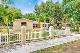 Picture of 931 NW 38Th Ave, Lauderhill, FL 33311