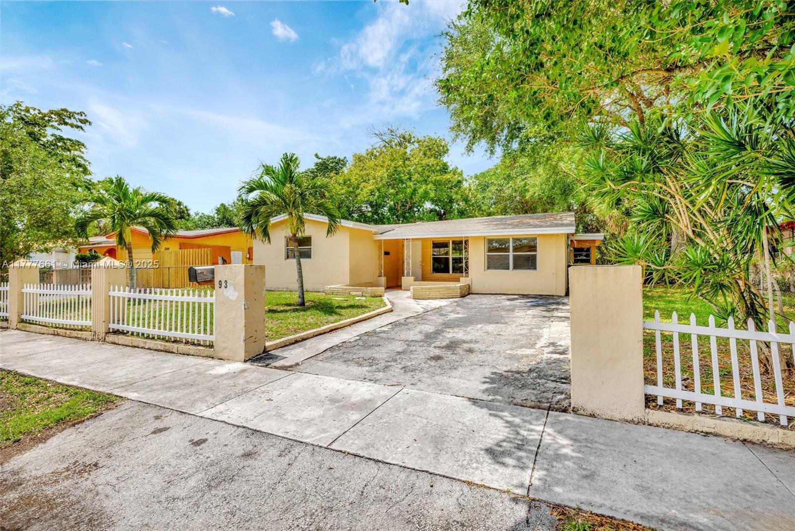 Picture of 931 NW 38Th Ave, Lauderhill, FL 33311