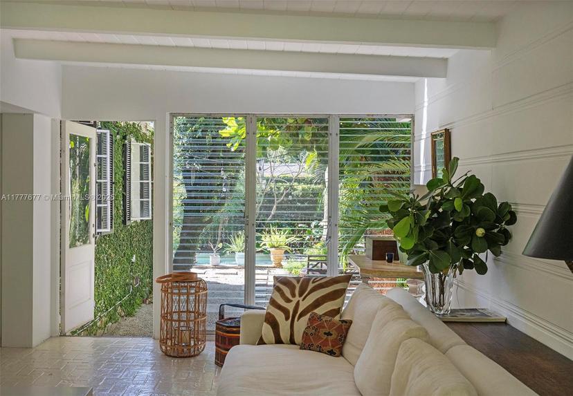 Picture of 104 E San Marino Dr, Miami Beach FL 33139