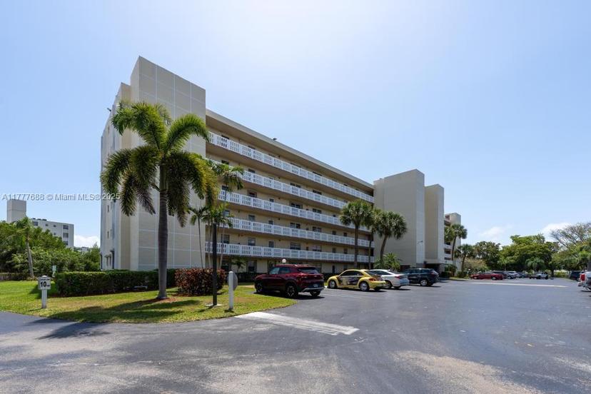 Picture of 101 SE 3Rd Ave # 507, Dania Beach FL 33004