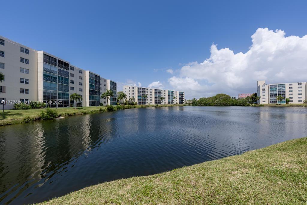 Picture of 101 SE 3Rd Ave # 507, Dania Beach, FL 33004