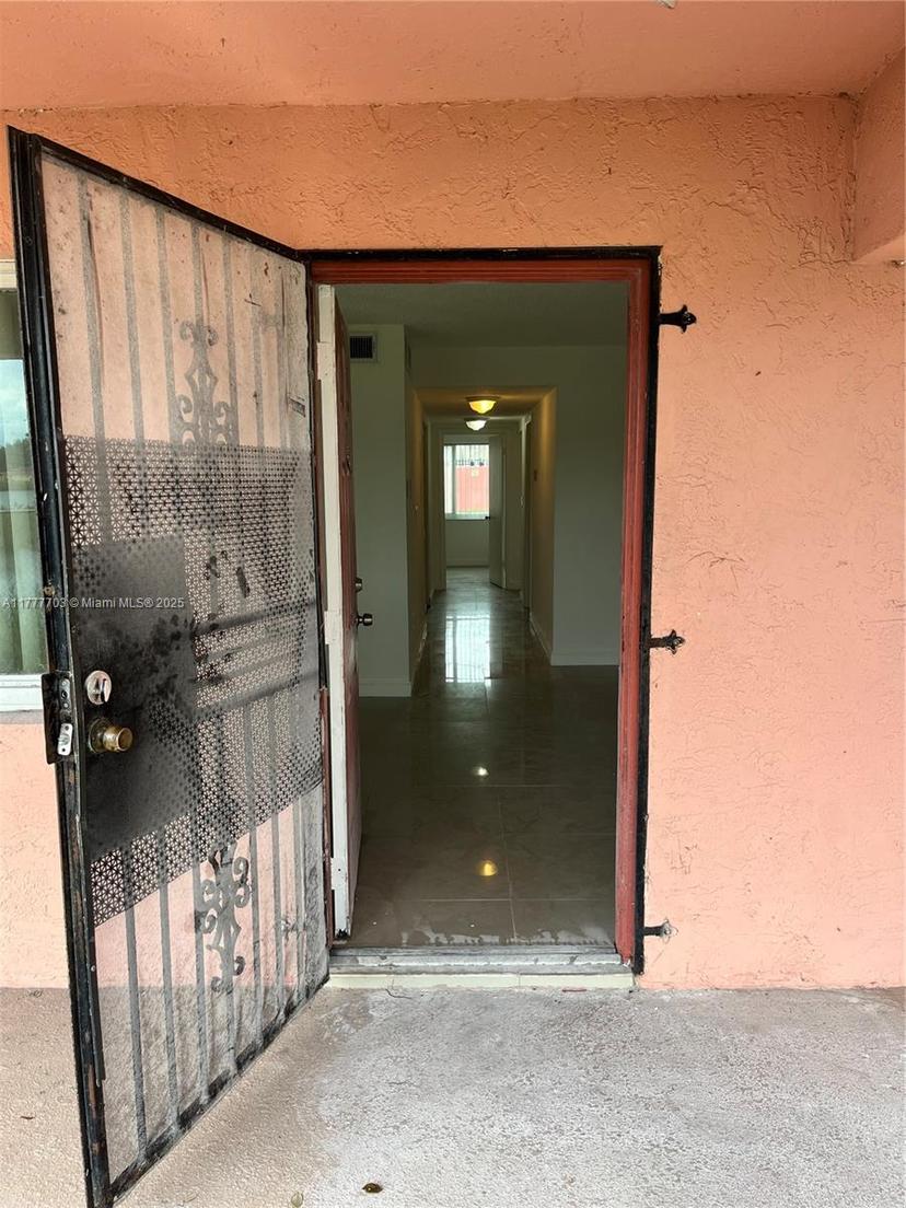 Picture of 1930 NW 119Th St # 702, Miami FL 33167