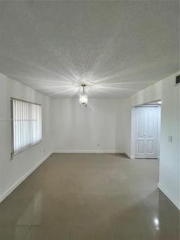 Picture of 1930 NW 119Th St # 702, Miami, FL 33167