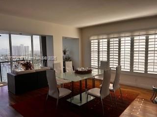 Picture of 11111 Biscayne Blvd # 16G, Miami FL 33181