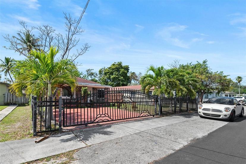 Picture of 721 NW 6Th St, Hallandale Beach FL 33009