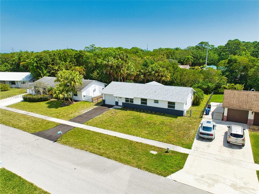 Picture of 697 Pawnee St, Jupiter FL 33458