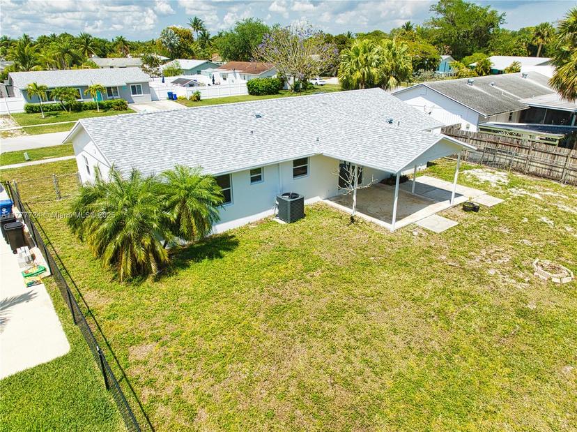 Picture of 697 Pawnee St, Jupiter FL 33458