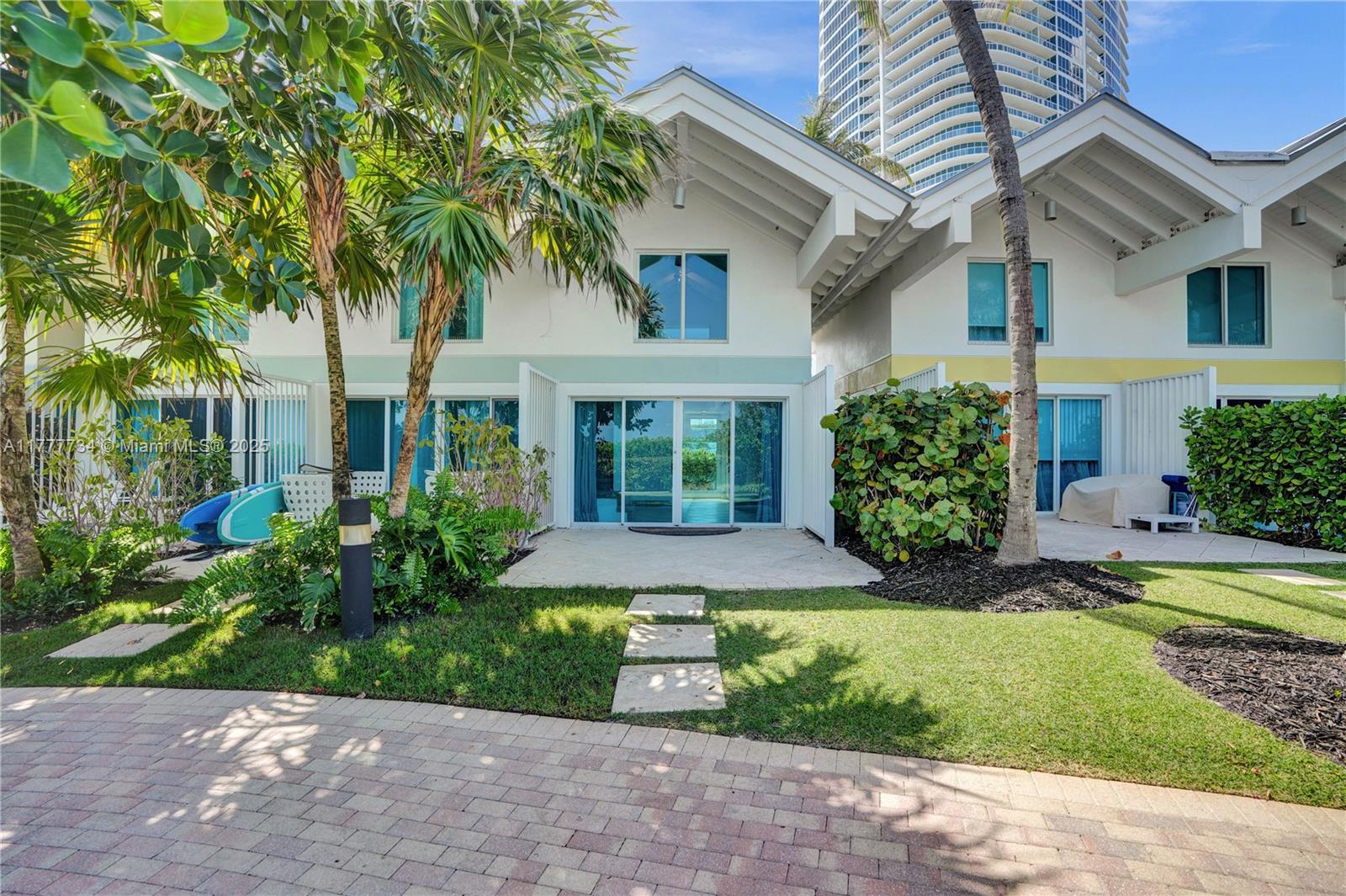 Picture of 100 S Pointe Dr # 5, Miami Beach, FL 33139