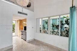 Picture of 100 S Pointe Dr # 5, Miami Beach, FL 33139