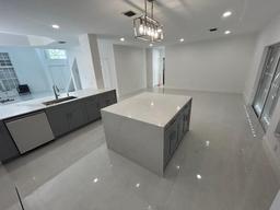 Picture of 11244 NW 58Th Ter, Doral, FL 33178