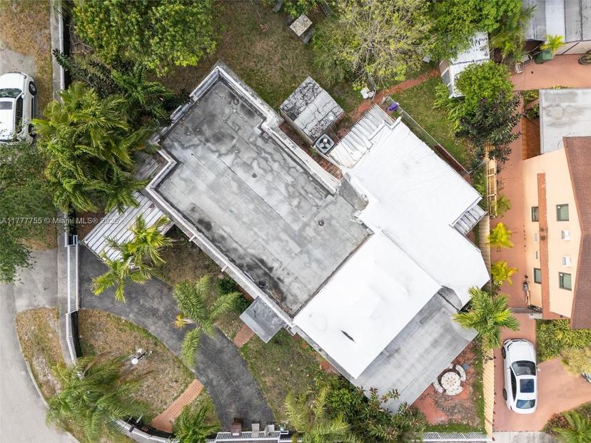 Picture of 660 E 10Th Pl, Hialeah FL 33010