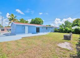 Picture of 4970 NW 182Nd St, Miami Gardens, FL 33055