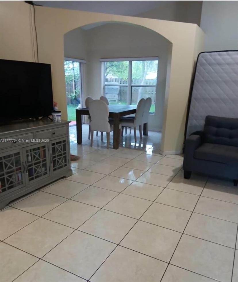 Picture of 12090 SW 250Th Ter, Homestead FL 33032
