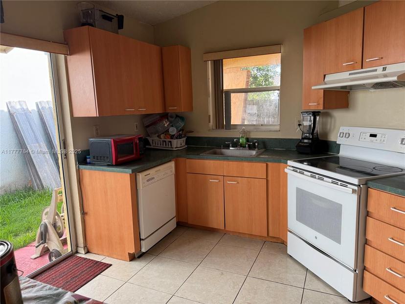 Picture of 12090 SW 250Th Ter, Homestead FL 33032