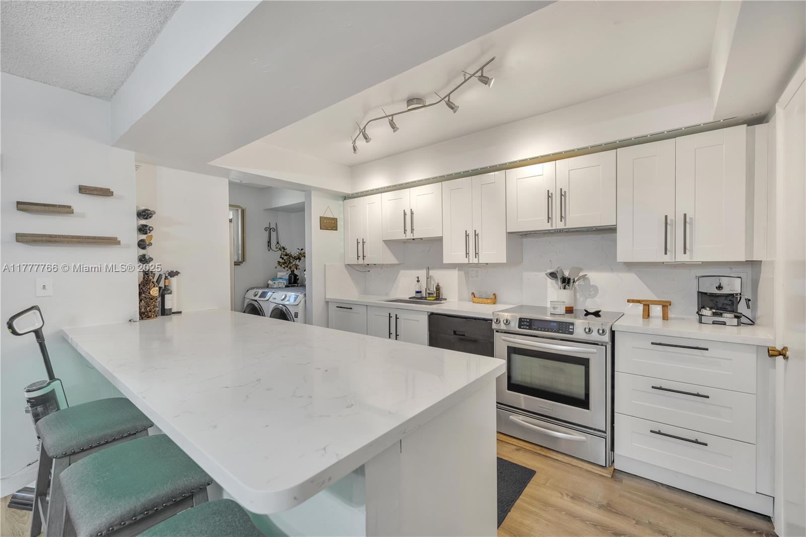 Picture of 8401 SW 107Th Ave # 243E, Miami, FL 33173