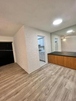 Picture of 20490 NW 7Th Ave # 15, Miami Gardens, FL 33169