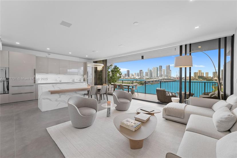 Picture of 1000 Venetian Way # 1006, Miami FL 33139