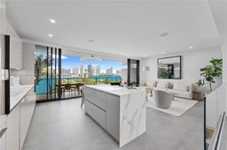 Picture of 1000 Venetian Way # 1006, Miami, FL 33139