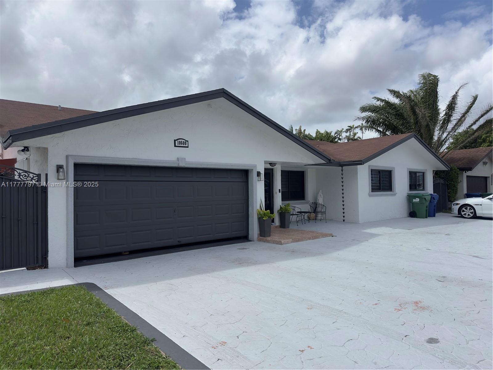 Picture of 10600 SW 146Th Ct, Miami, FL 33186