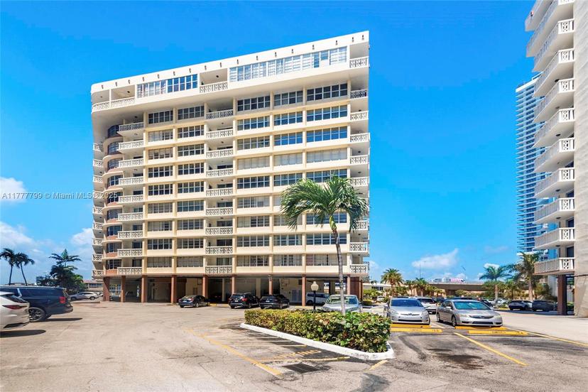 Picture of 1817 S Ocean Dr # 628, Hallandale Beach FL 33009