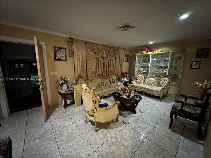 Picture of 560 NE 110Th Ter, Miami FL 33161