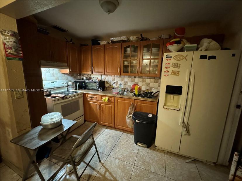 Picture of 560 NE 110Th Ter, Miami FL 33161