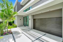 Picture of 2942 Center Street, Miami, FL 33133
